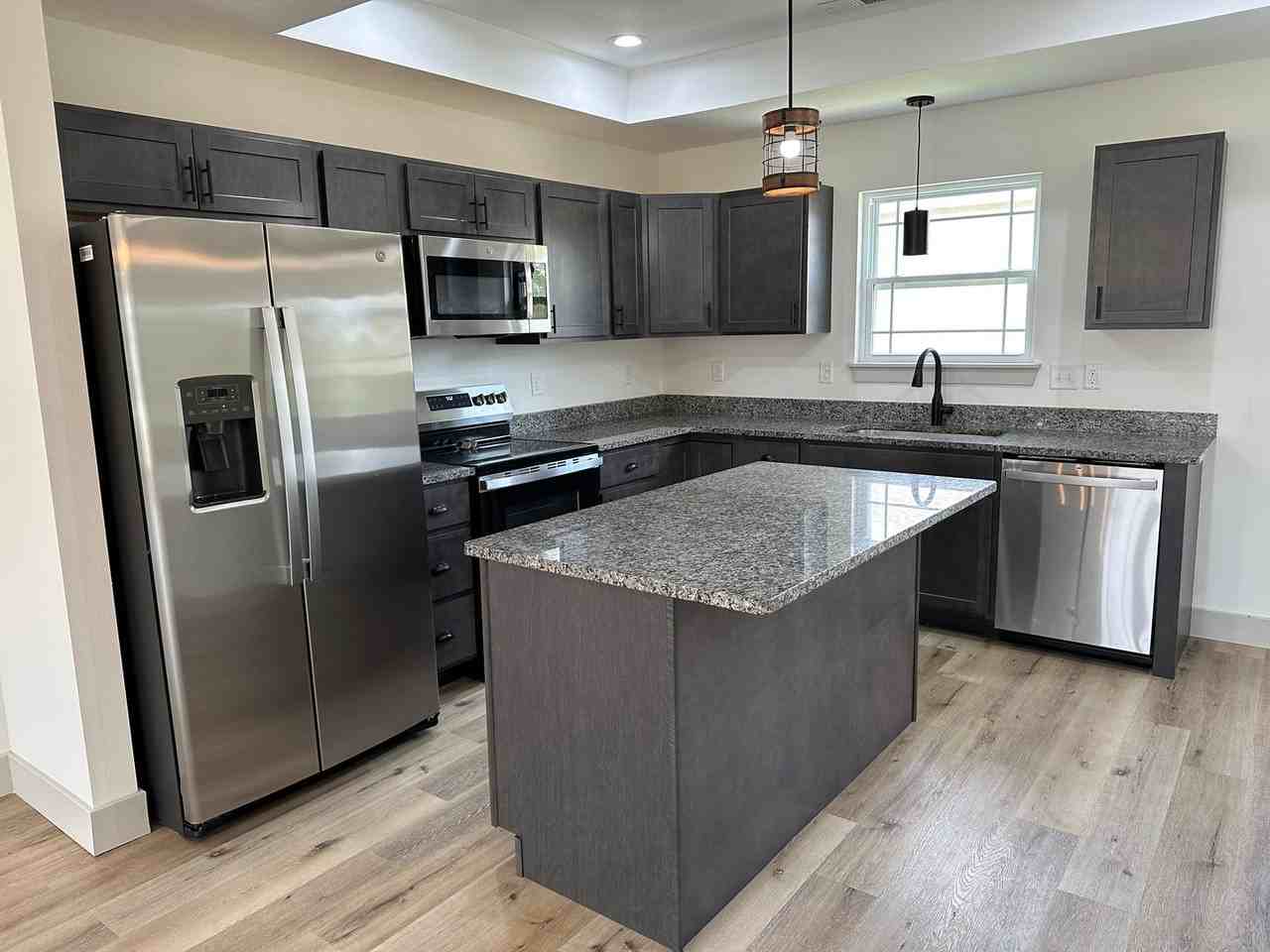 126 Page St - Photo 6 of 46