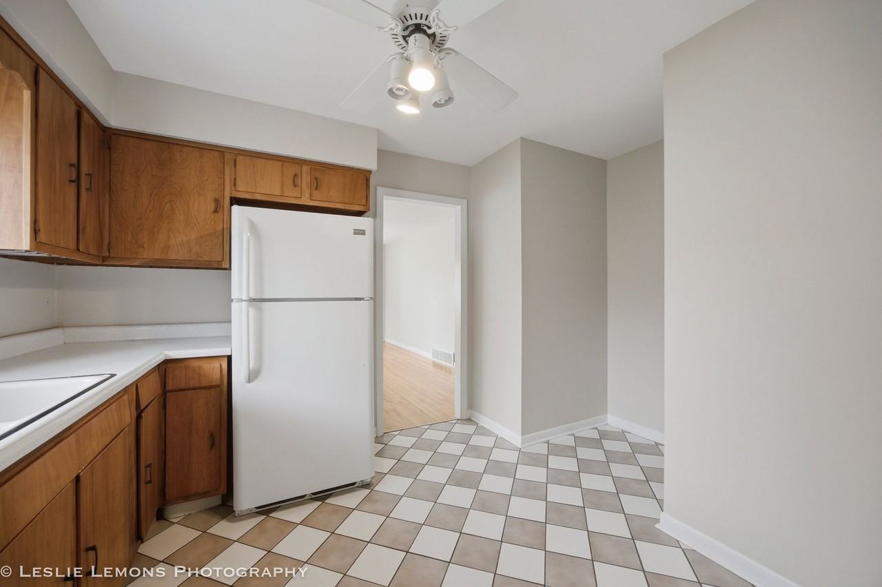 635 S Main St - Photo 7 of 21