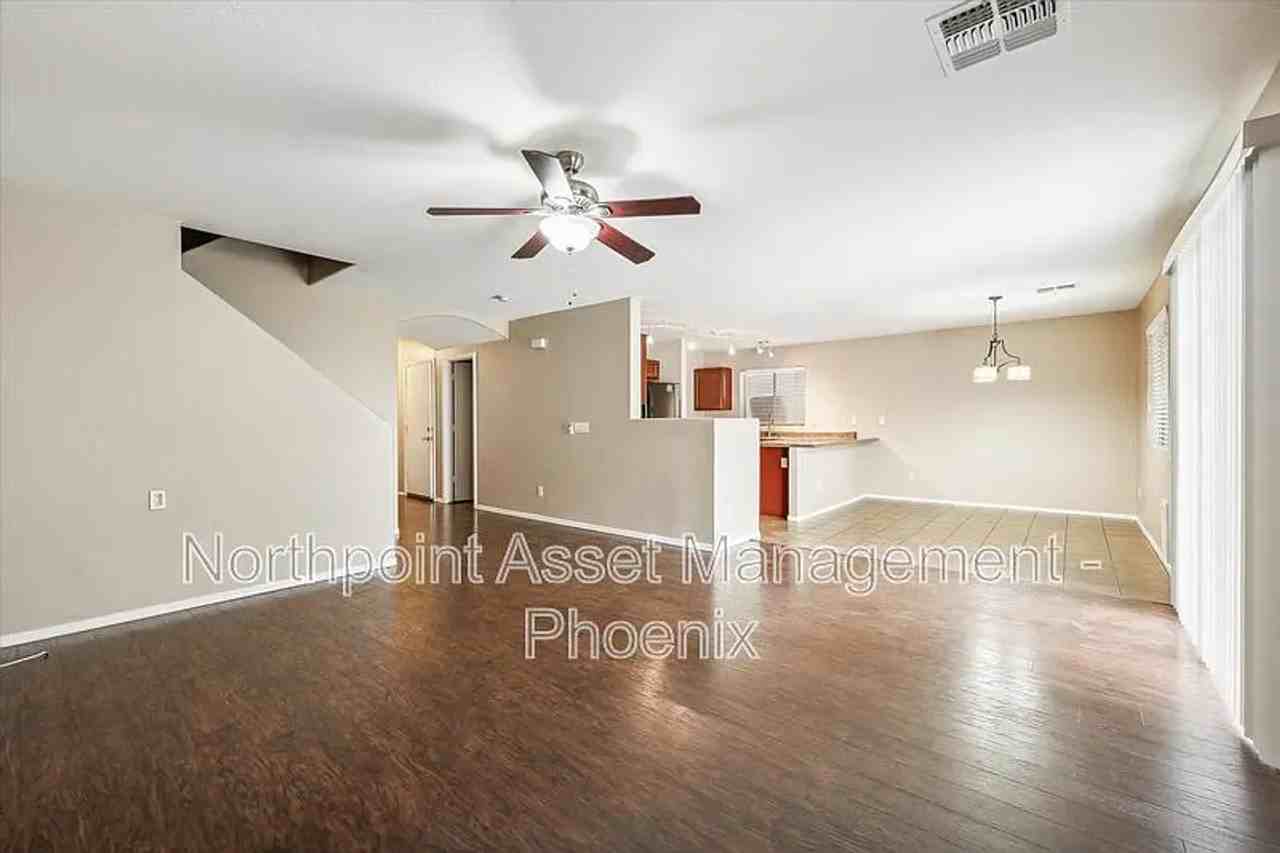 4906 N 113th Dr - Photo 4 of 25