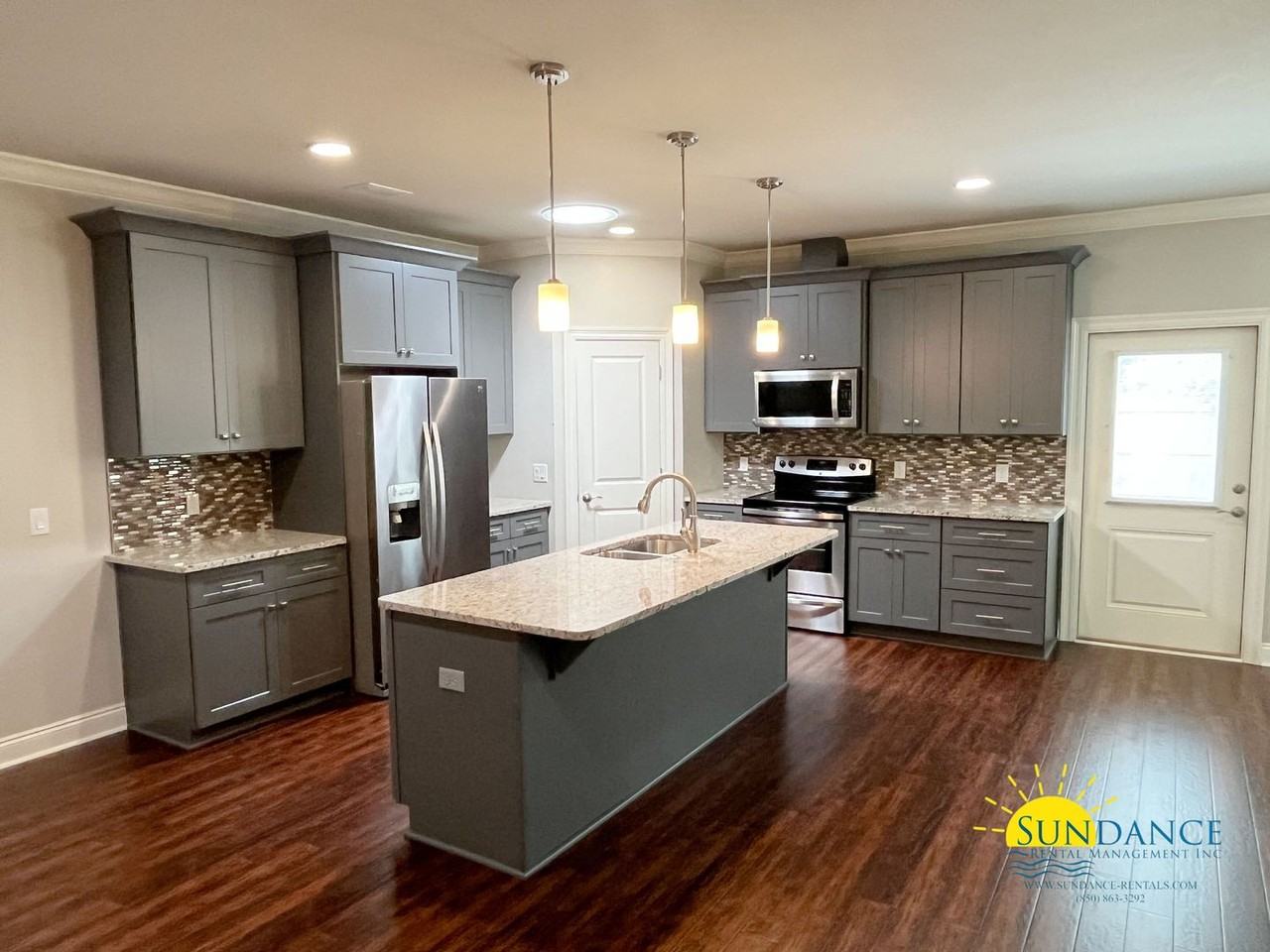 8181 Pamplona St - Photo 3 of 13
