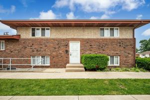 featured image of 521 W 11th St