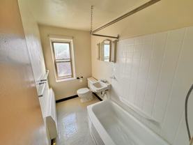 Silver Lake Apartments Bldg 4 - Photo 1 of 1