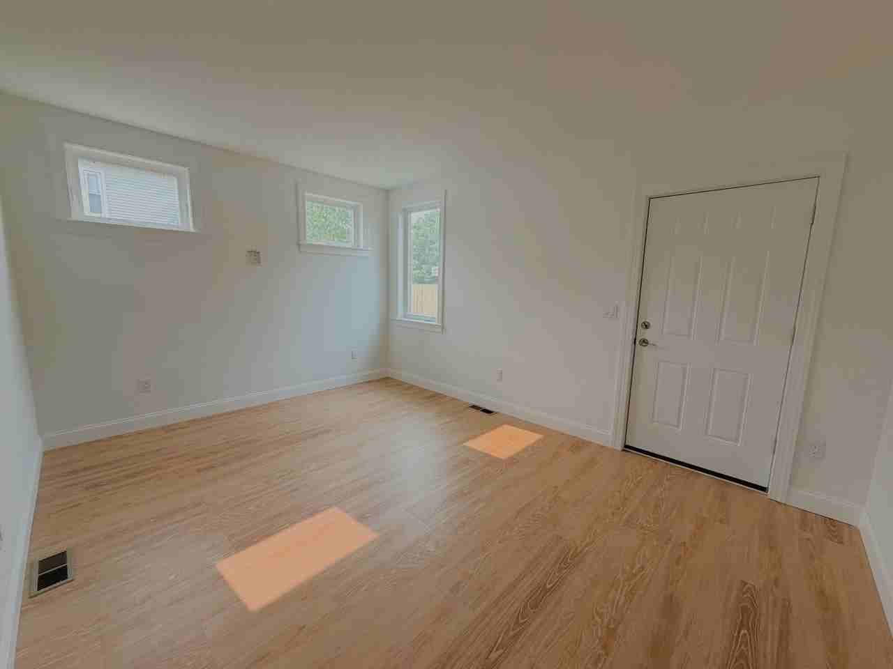 25 Forest Pl - Photo 2 of 6