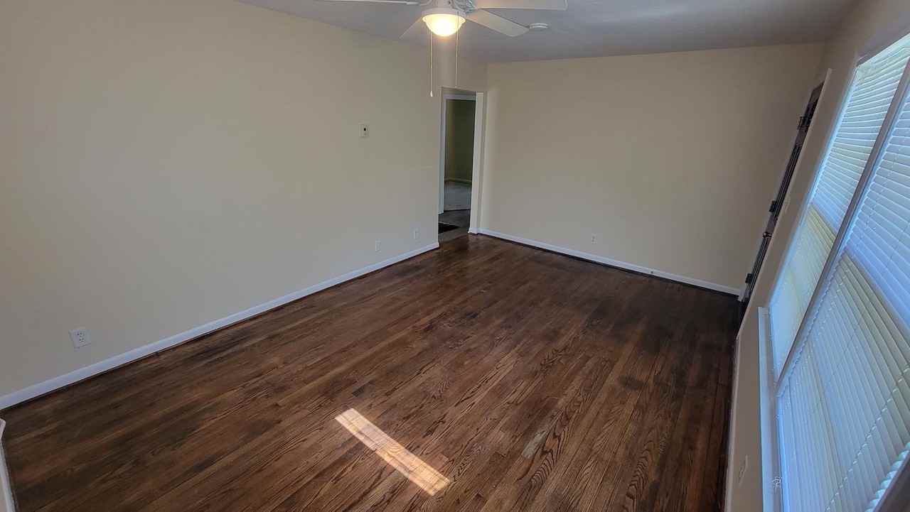 5408 Speedway Ave - Photo 3 of 17
