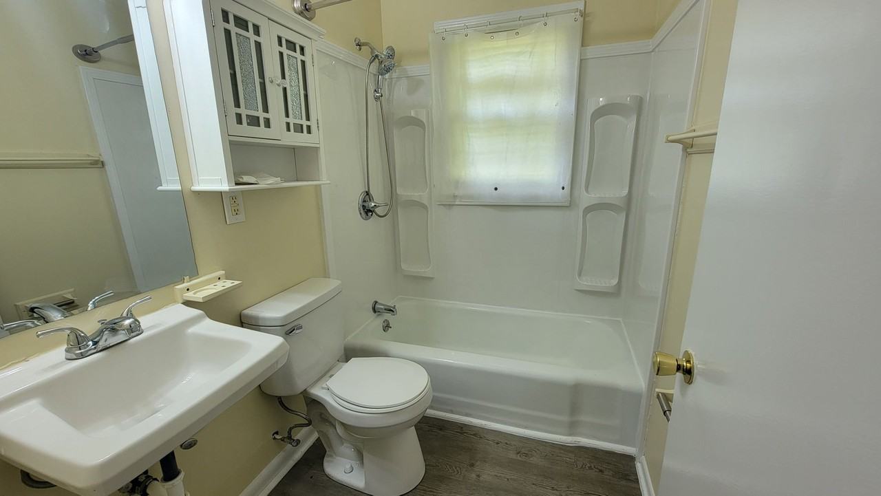 5408 Speedway Ave - Photo 4 of 17