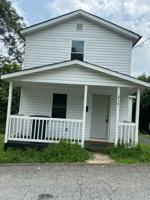 featured image of 214 Pine St