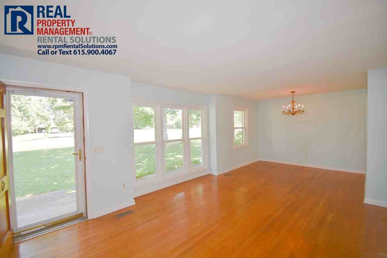1460 Compton Rd - Photo 5 of 23