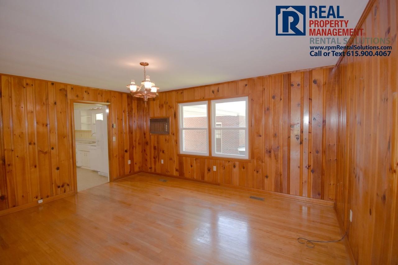 1460 Compton Rd - Photo 6 of 23