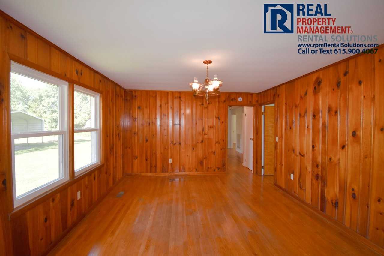 1460 Compton Rd - Photo 7 of 23
