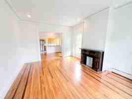 featured image of 834 Warren St #1