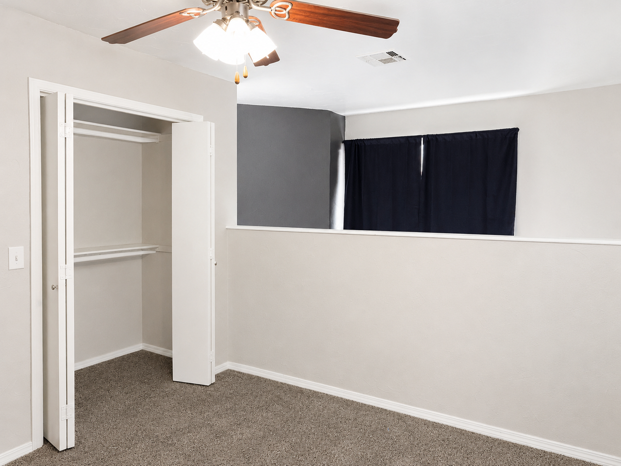 50th Place Apartments - Photo 4 of 41