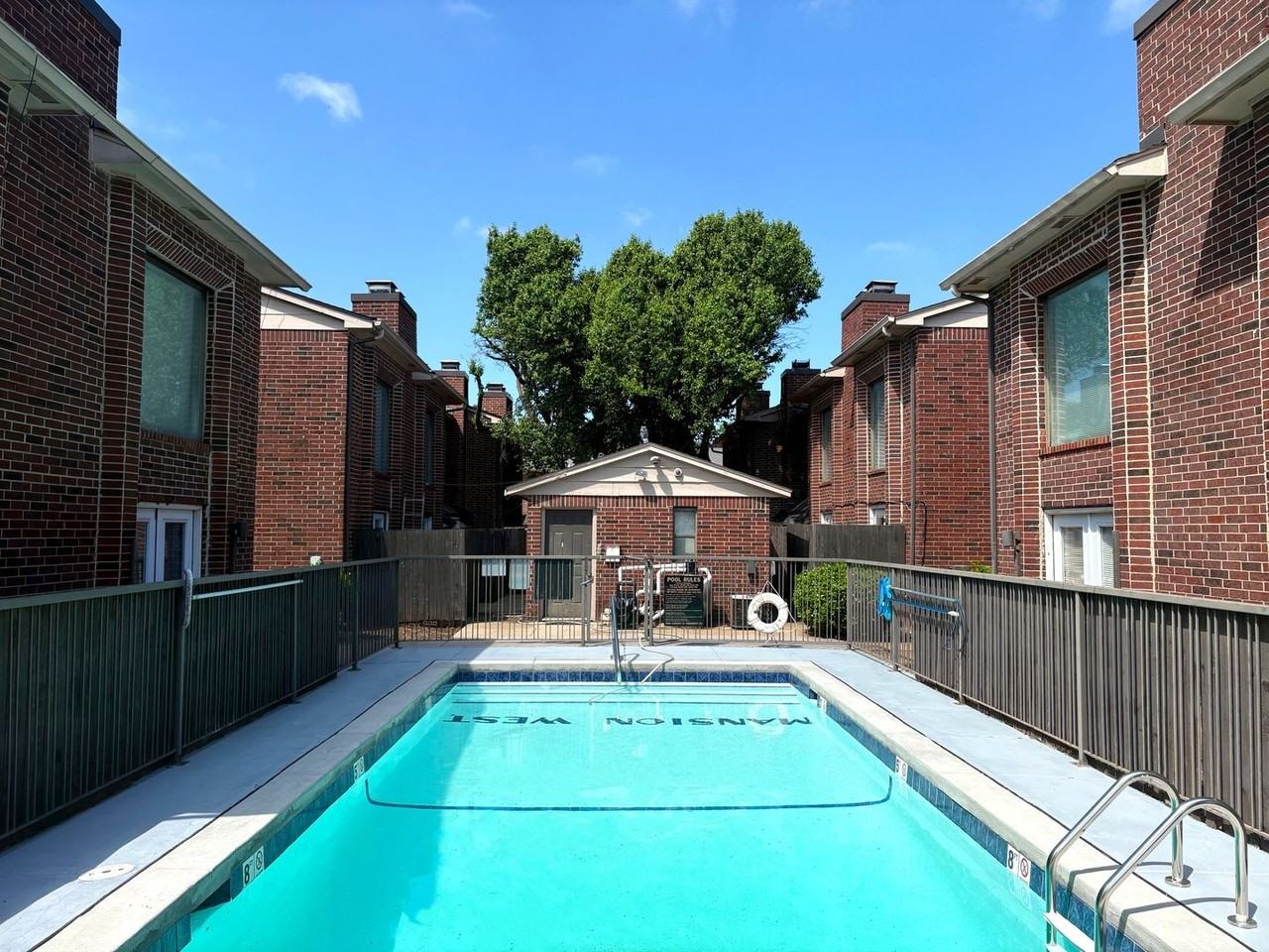 50th Place Apartments - Photo 6 of 41