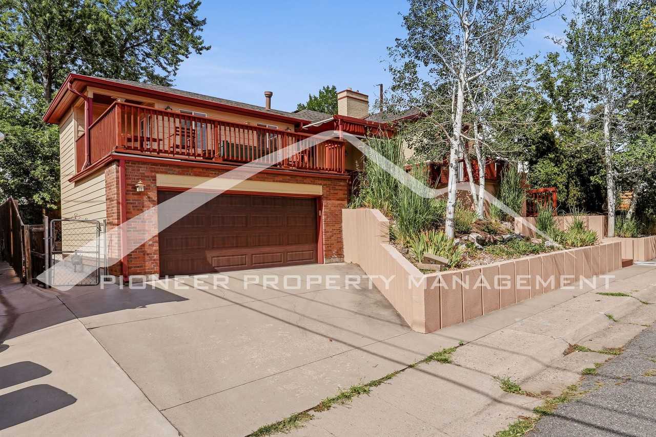 4215 W Byron Pl - Photo 2 of 31
