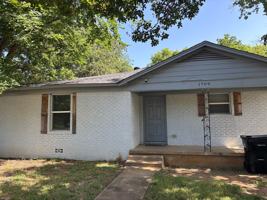 featured image of 1709 W Elm St