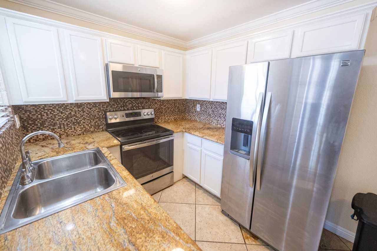 3550 Sunset Ln #13 - Photo 7 of 27
