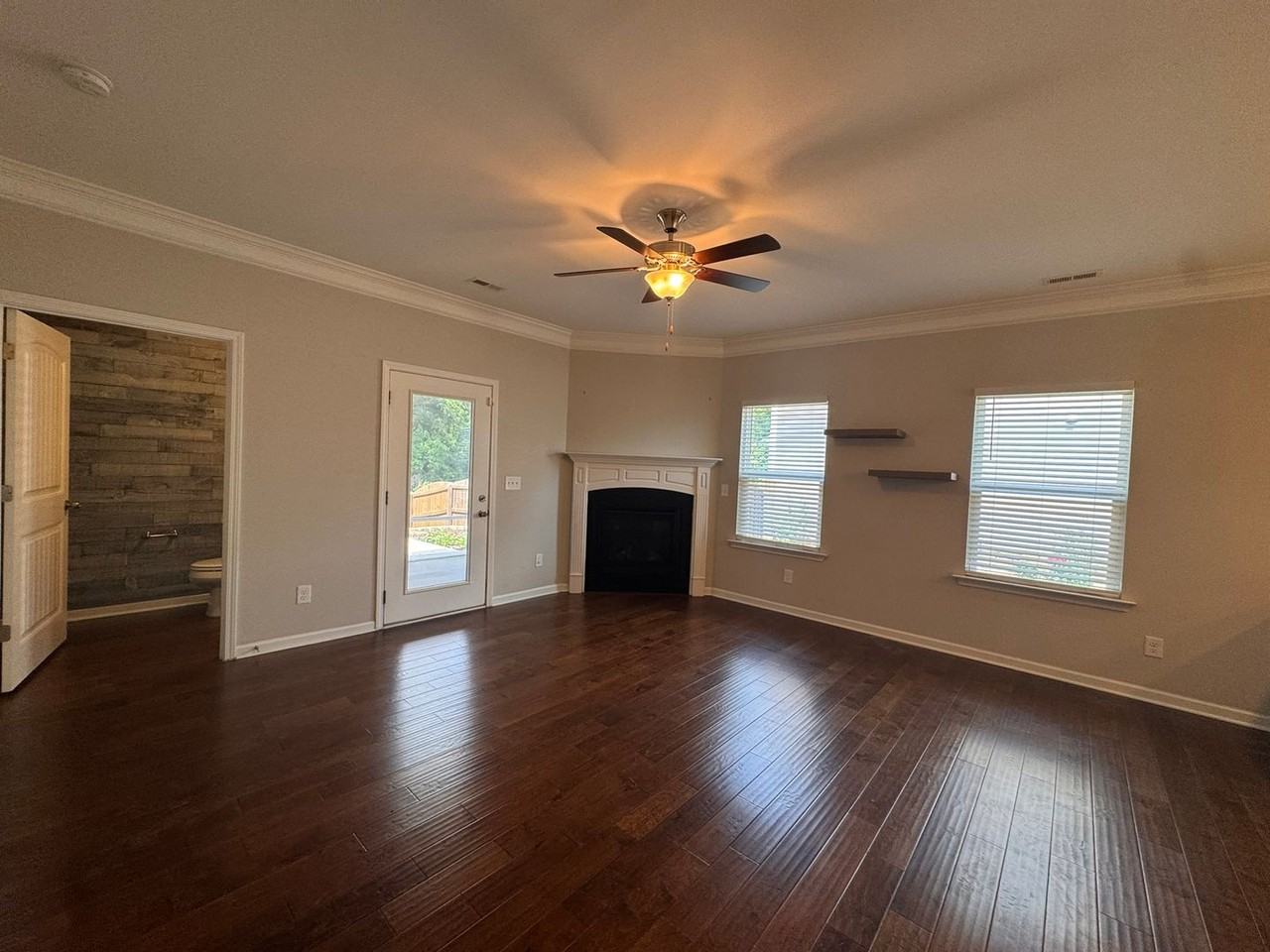 101 Benning Hills Pl - Photo 2 of 38