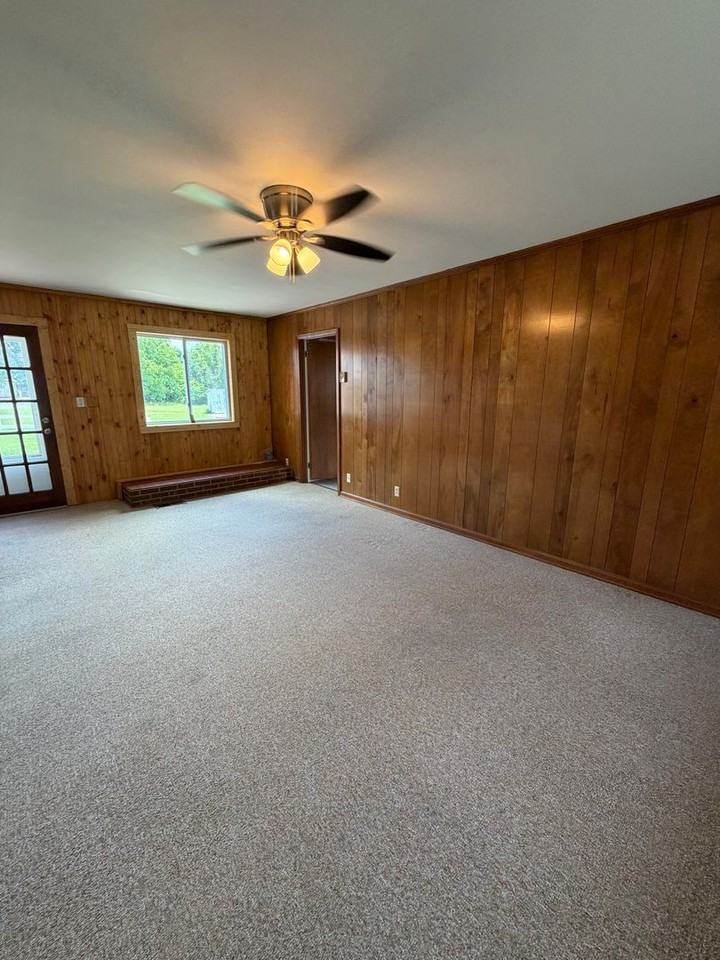3252 Marthas Chapel Rd - Photo 5 of 26