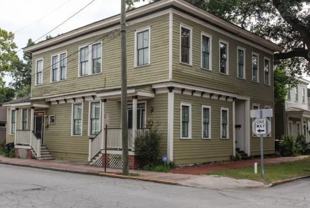 1114 Lincoln St - Photo 1 of 1