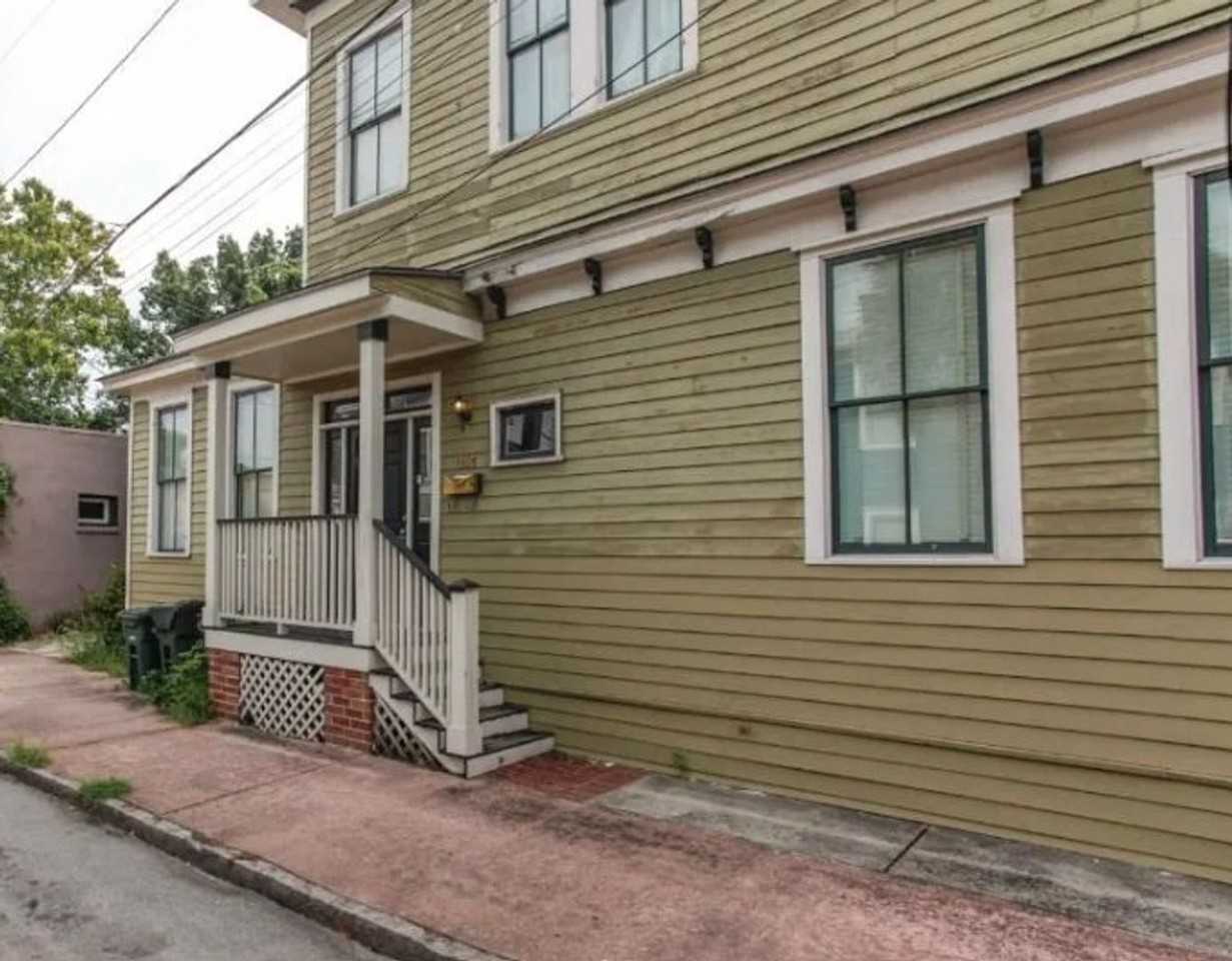 1114 Lincoln St - Photo 2 of 20