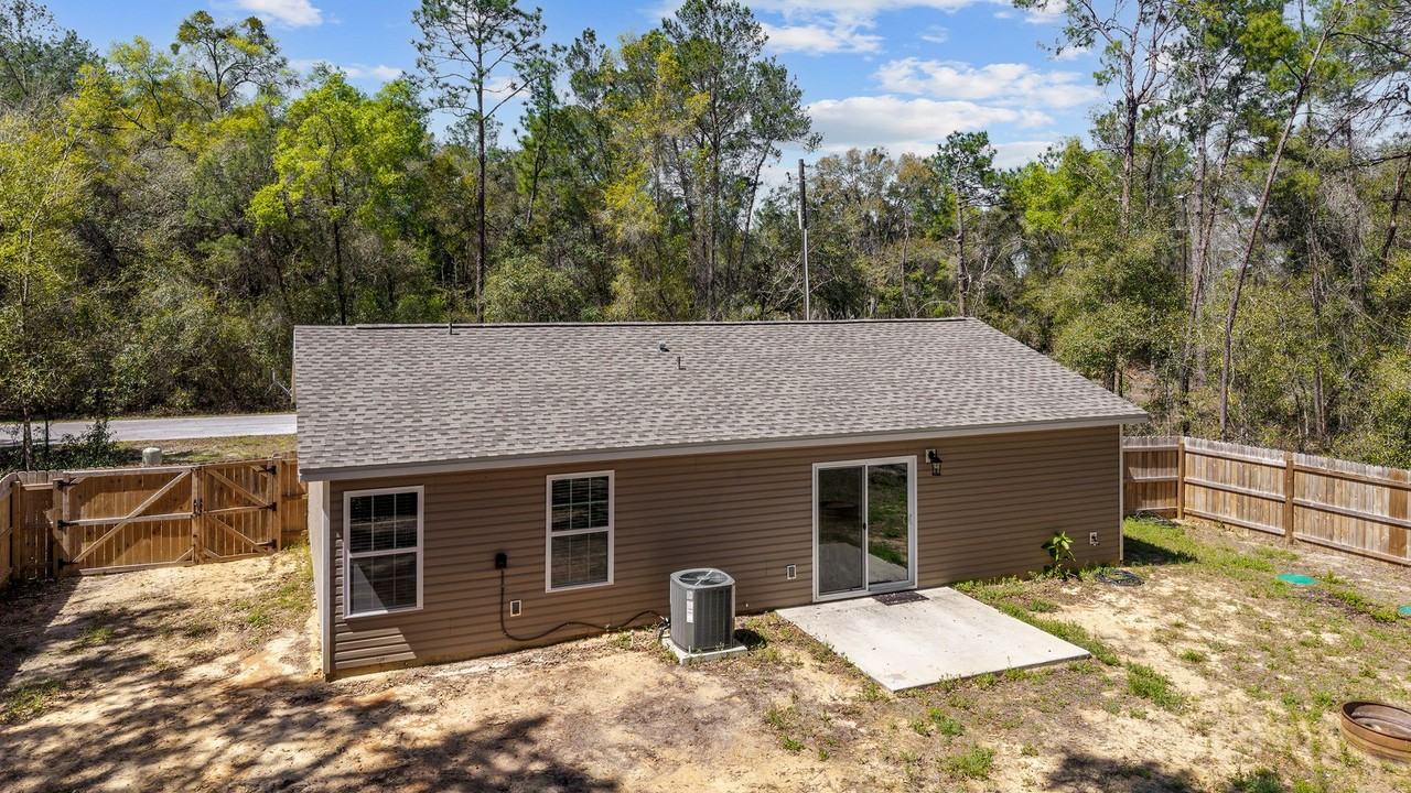 23935 Ne 118th Ave - Photo 3 of 29