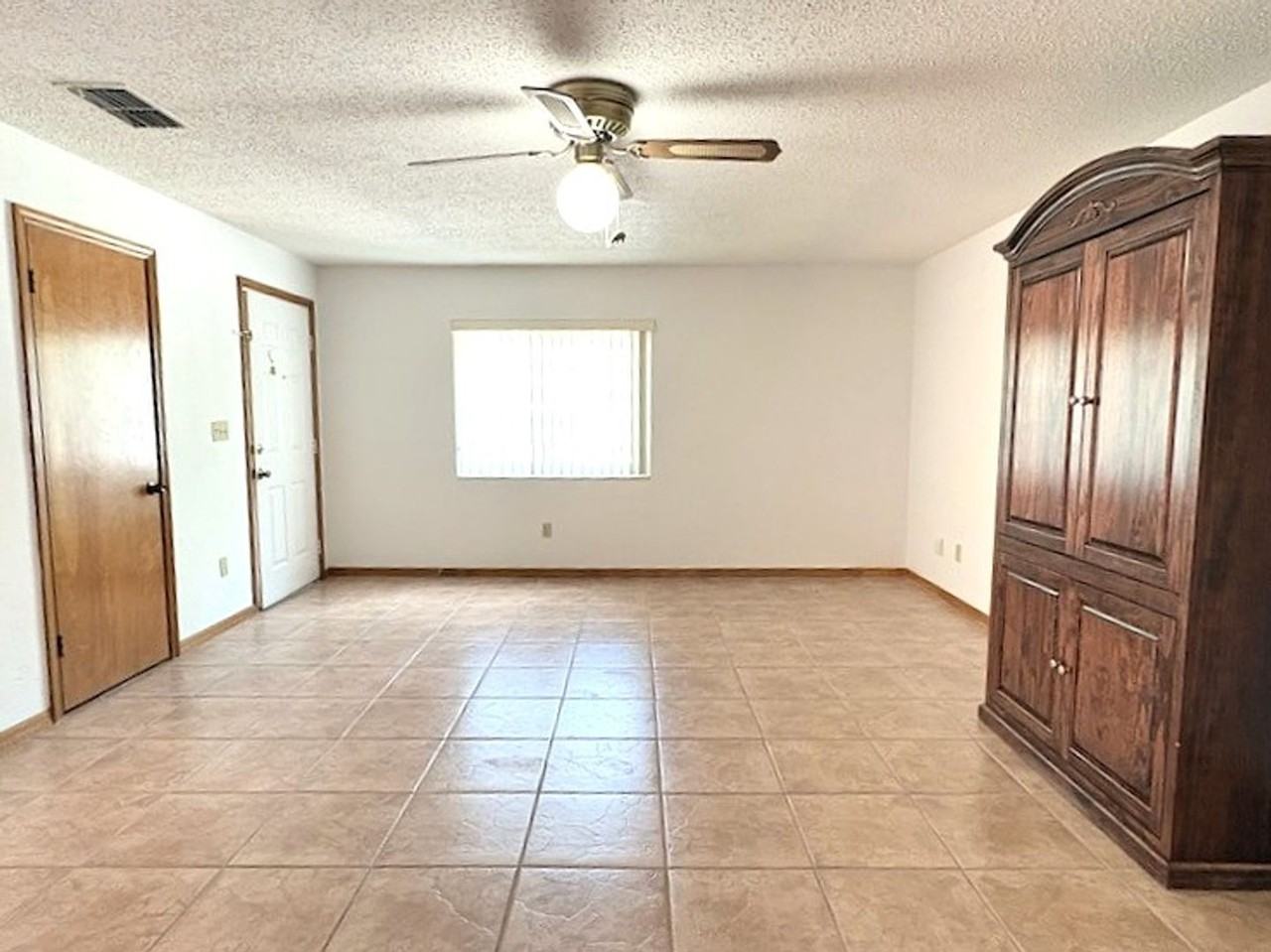 910 Big Tree Rd #4-2 - Photo 3 of 16