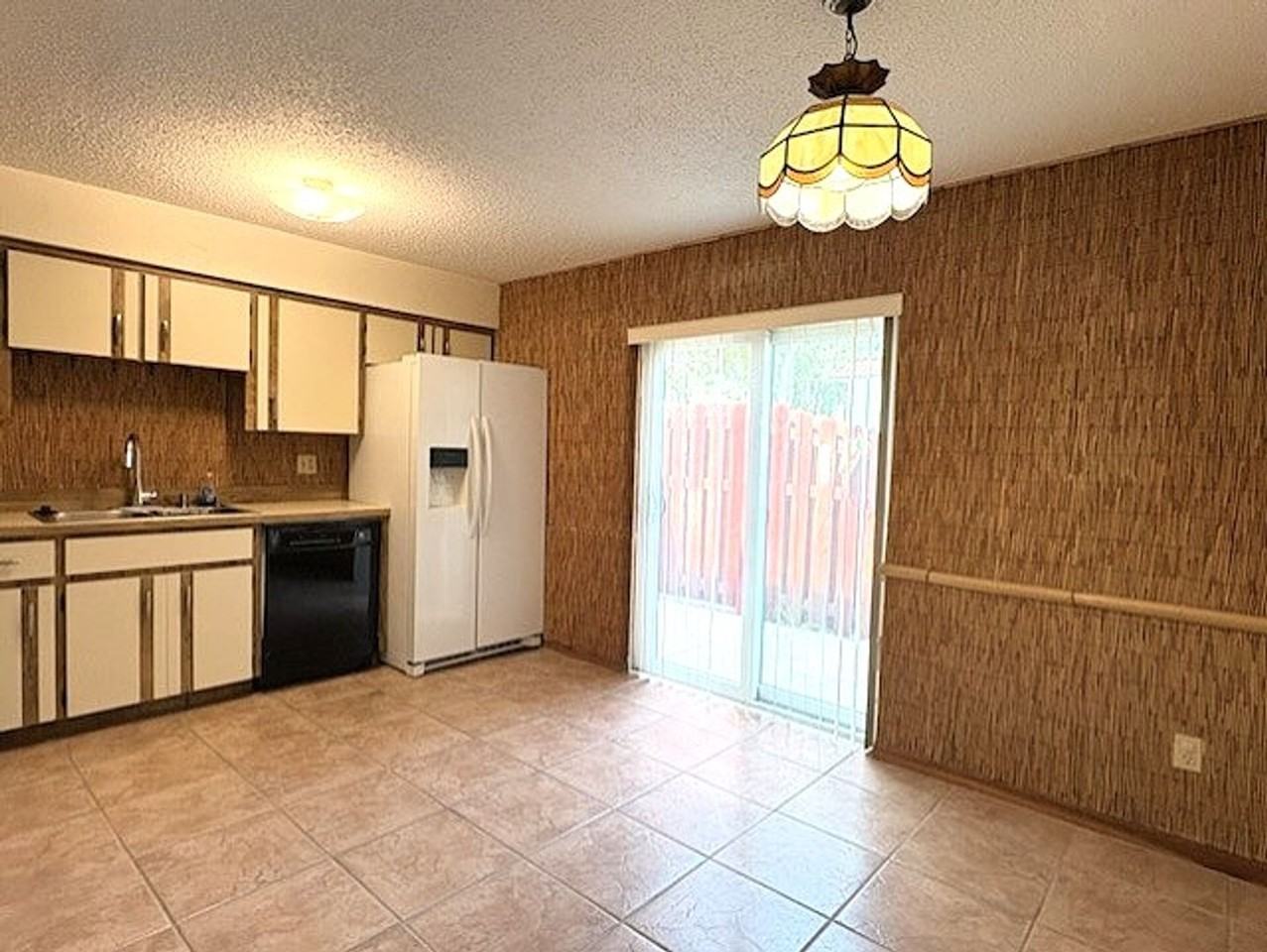 910 Big Tree Rd #4-2 - Photo 5 of 16