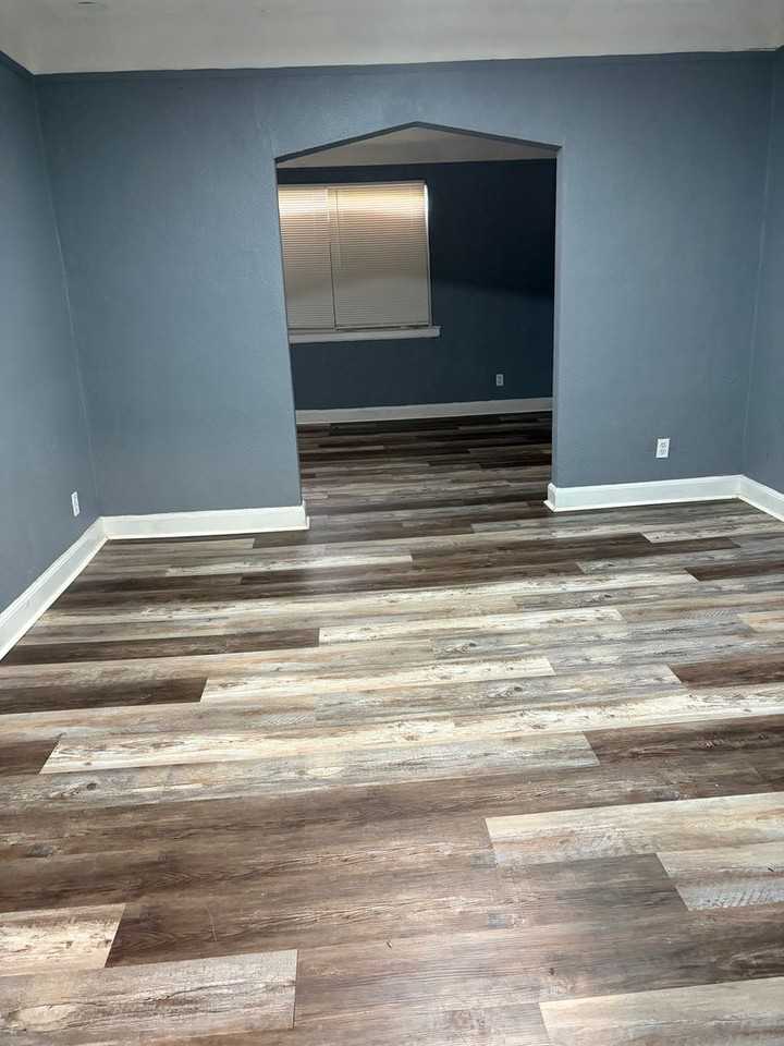 4827 Berkshire St - Photo 7 of 18