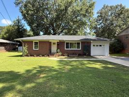 featured image of 4 Poinsetta Dr Ne