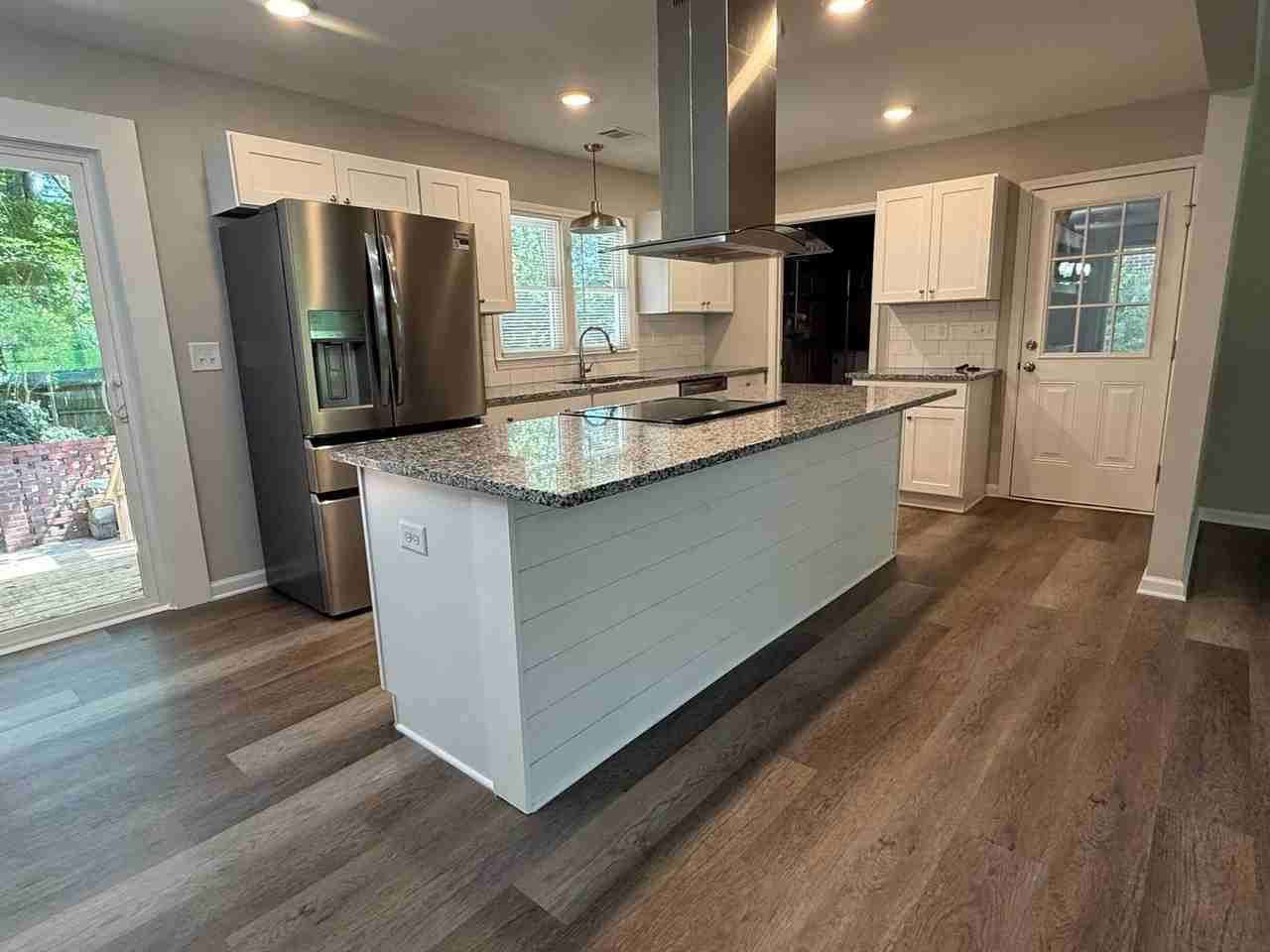 4 Poinsetta Dr Ne - Photo 5 of 17