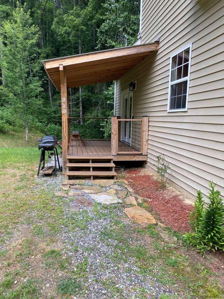 210 Triple Fork Rd - Photo 4 of 23
