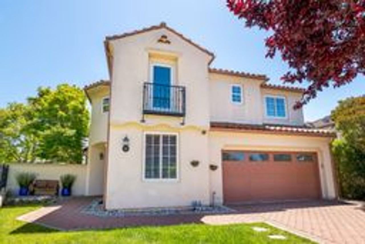34 Woodbridge Way - Photo 4 of 30