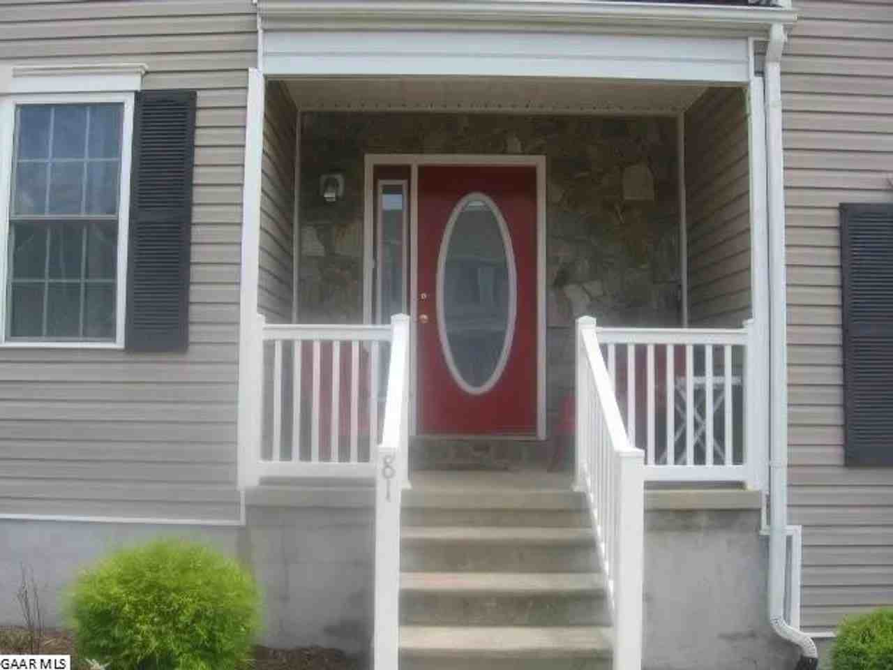 81 Pinnacle Ln - Photo 3 of 7