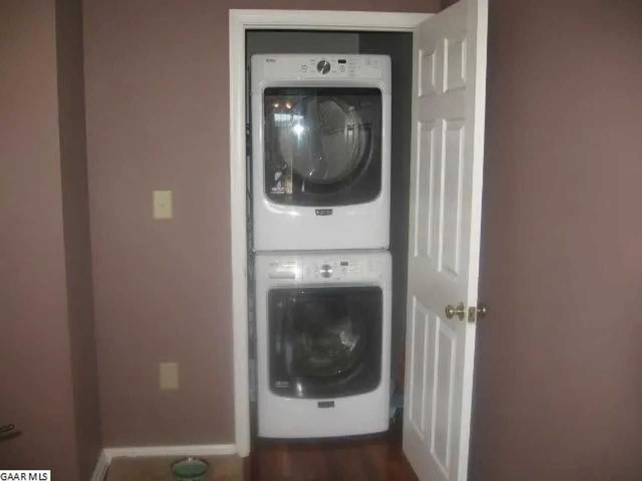 81 Pinnacle Ln - Photo 6 of 7