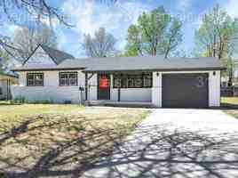 featured image of 1239 N Cramer St