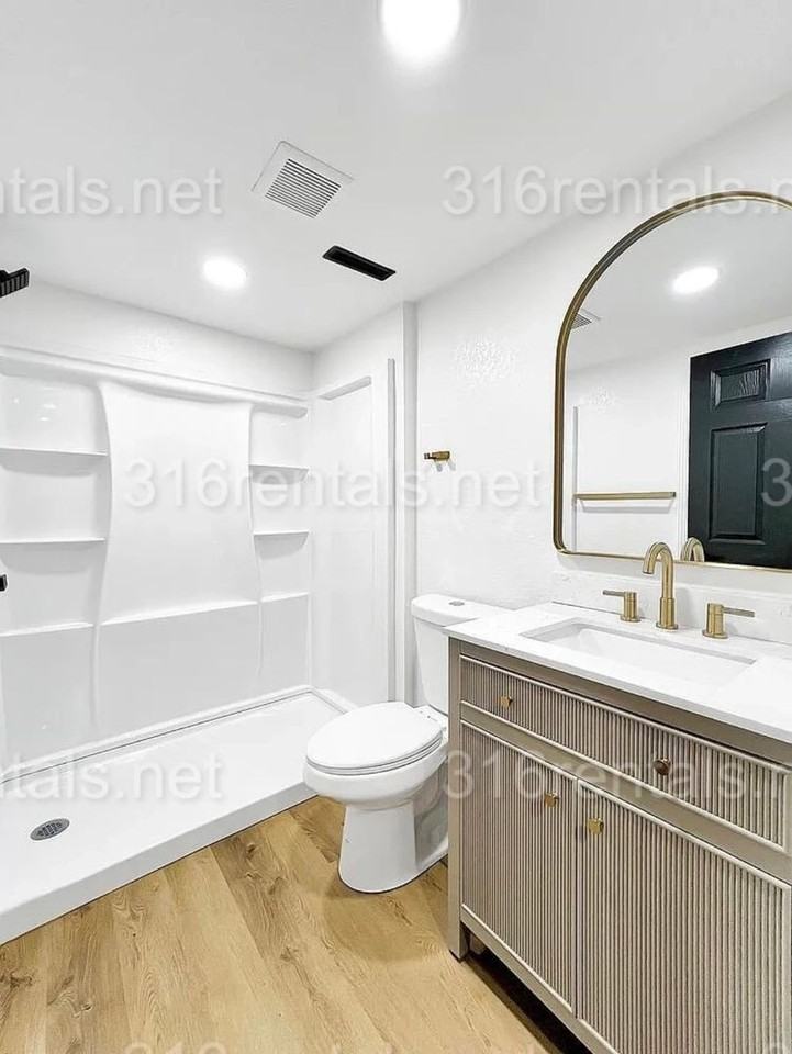 1239 N Cramer St - Photo 6 of 34
