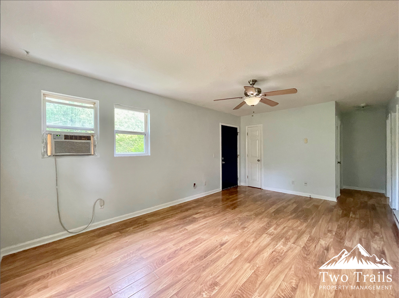 27 Sumter St - Photo 6 of 12