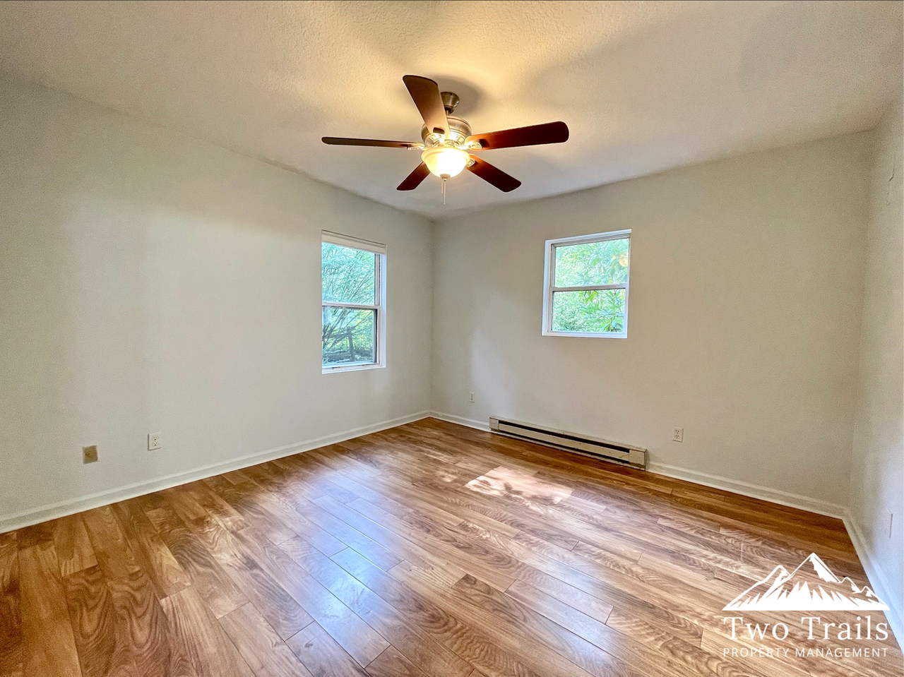 27 Sumter St - Photo 7 of 12