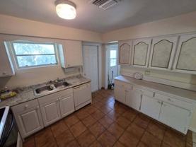 205 Se 7th St - Photo 1 of 1