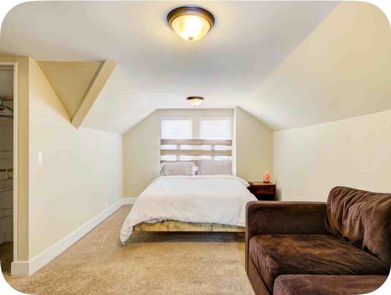 610 Gardenia Ave - Photo 5 of 18
