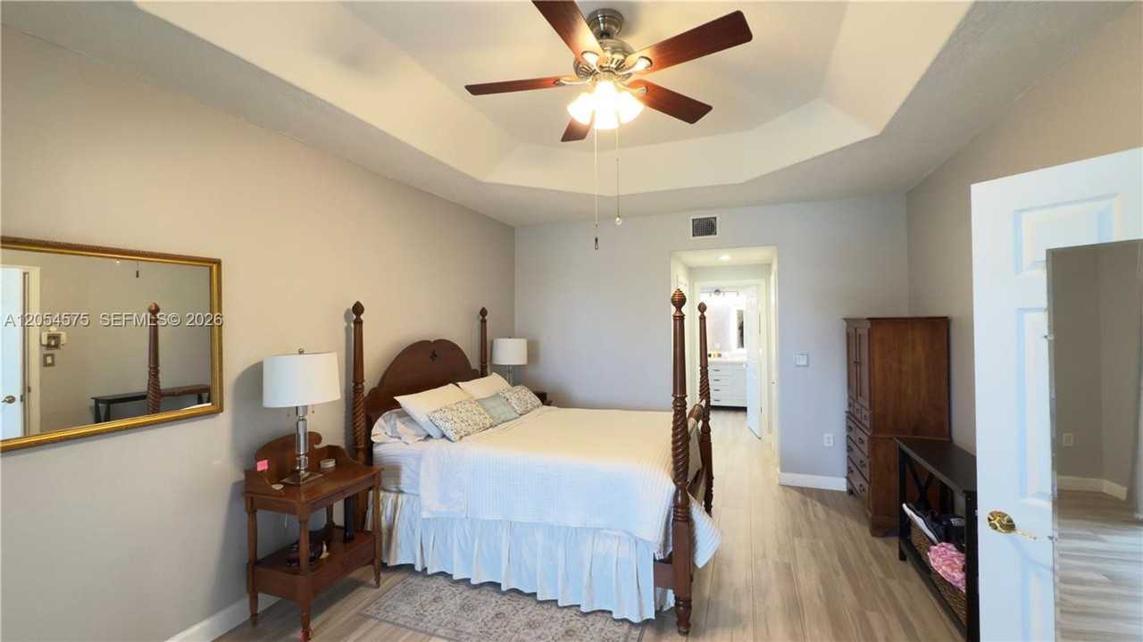 1247 Nw 165th Ave - Photo 6 of 11
