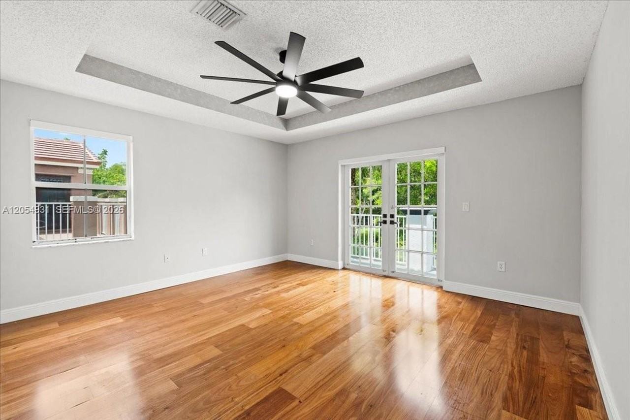 5014 Sw 155th Ter - Photo 7 of 20