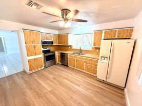 118 Se 10th Ct - Photo 1 of 1