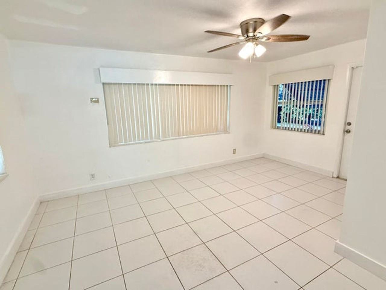 118 Se 10th Ct - Photo 6 of 10