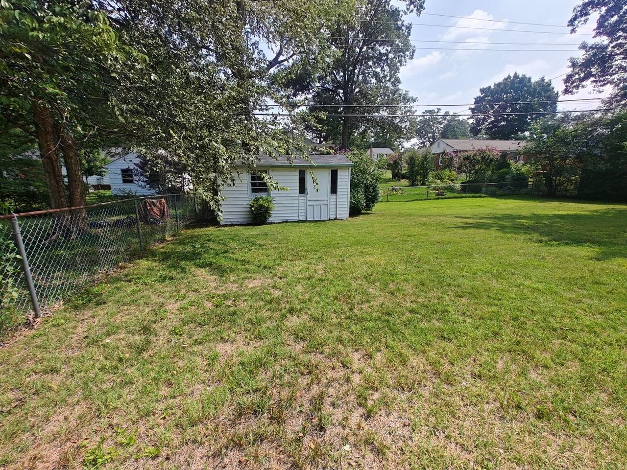 9510 Overhill Rd - Photo 3 of 22