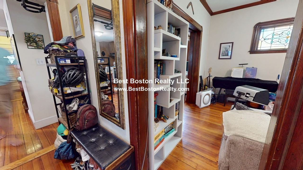 7 Holyoke Rd #2 - Photo 3 of 15