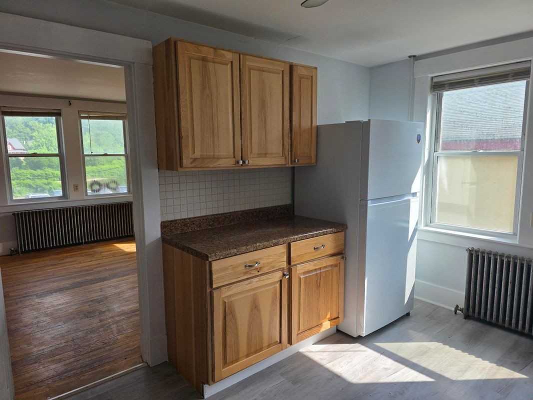 10 N Main St ##2 - Photo 3 of 13