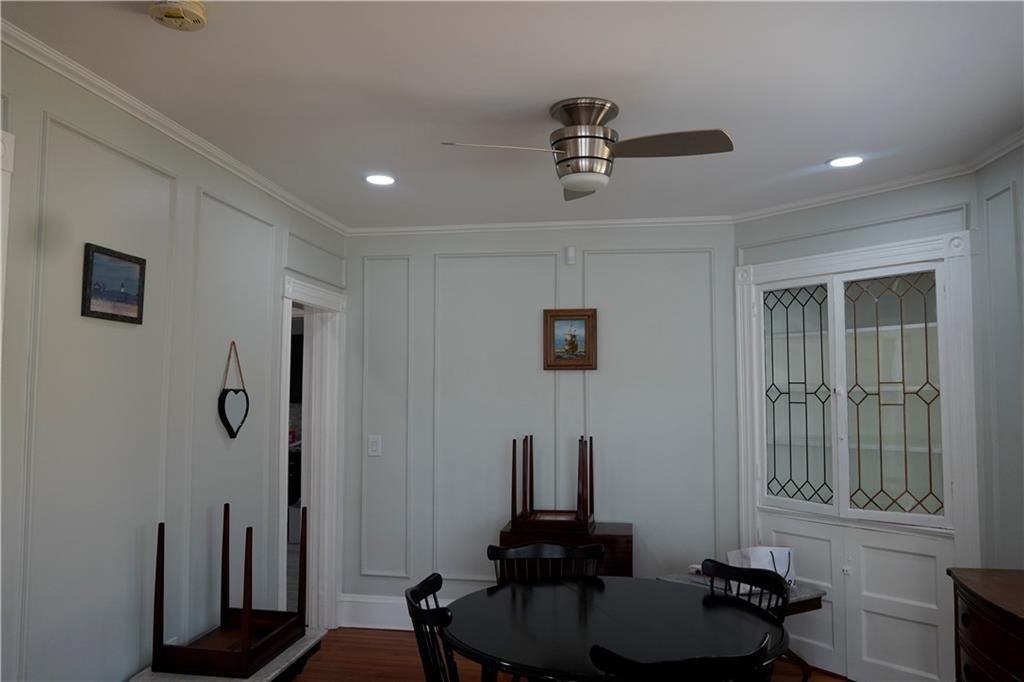 1358 Narragansett Blvd - Photo 7 of 39
