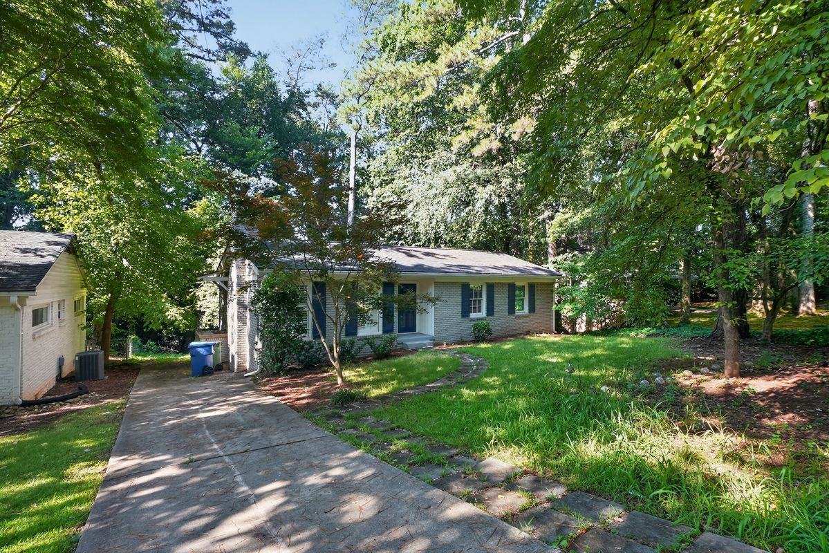 807 Cardova Dr Ne - Photo 2 of 24