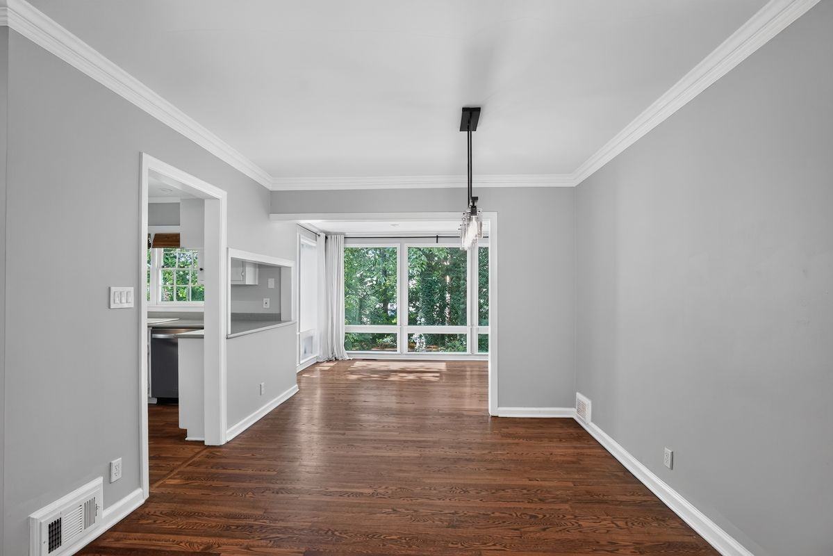 807 Cardova Dr Ne - Photo 5 of 24
