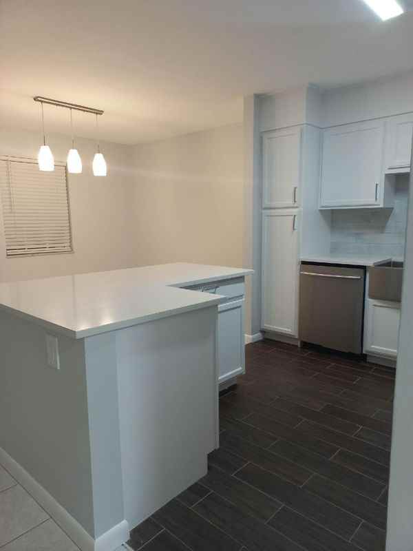 2269 Ne 2nd Ave - Photo 5 of 25